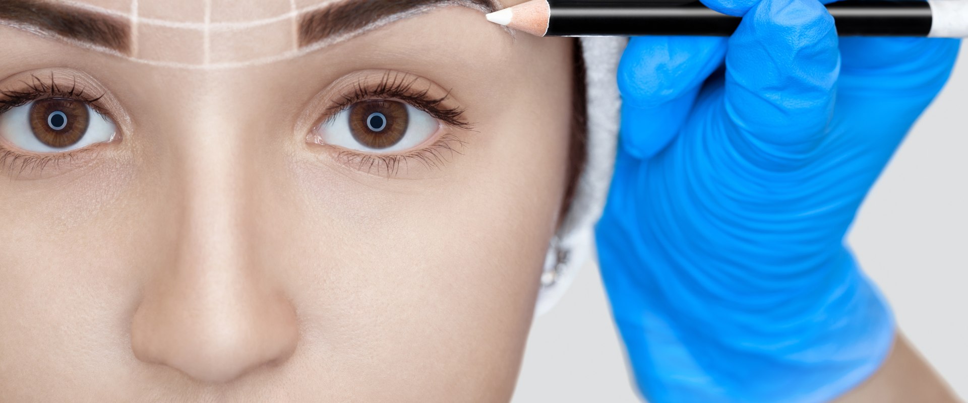 Does microblading hurt more than tattooing?